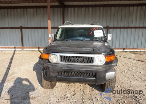 2007 Toyota Fj Cruiser z USA, uszkodzony, nr VIN JTEBU11F070007123